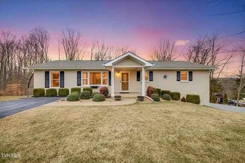 3114 Summit Avenue Johnson City Tn 37604, Johnson City, TN 37604