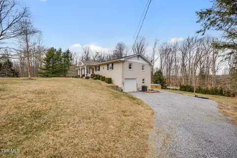 Exterior - 3114 Summit Avenue Johnson City Tn 37604, Johnson City, TN 37604 photo 5 of 7