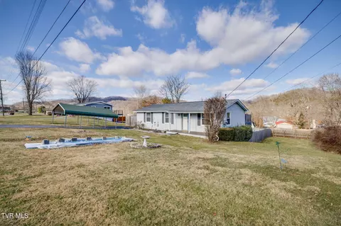 Exterior - 102 Walnut Road Bristol Tn 37620, Bristol, TN 37620 photo 1 of 4