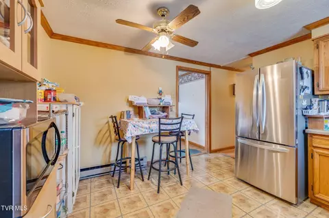 Dining - 102 Walnut Road Bristol Tn 37620, Bristol, TN 37620 photo 1 of 1