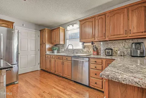 Kitchen - 139 Millstone Drive Bristol Va 24201, Bristol, VA 24201 photo 3 of 6