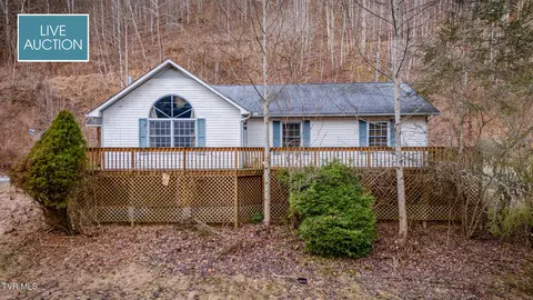 228 Tiger Creek Road Roan Mountain Tn 37687, Roan Mountain, TN 37687