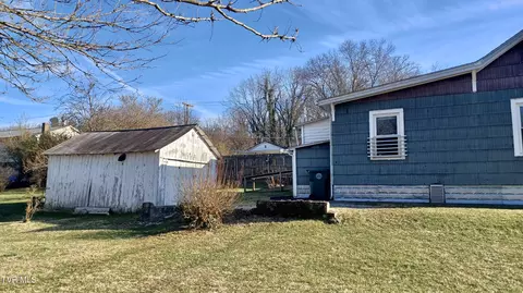 Exterior - 209 Madison Street Bristol Va 24201, Bristol, VA 24201 photo 12 of 22