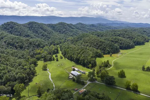 216 Pemberton Road Bristol Tn 37620, Bristol, TN 37620