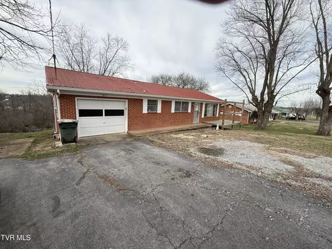 Exterior - 617 E Barton Ridge Road Greeneville Tn 37745, Greeneville, TN 37745 photo 2 of 6