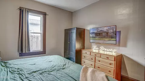 Bedroom - 524 Carolina Avenue Erwin Tn 37650, Erwin, TN 37650 photo 4 of 6