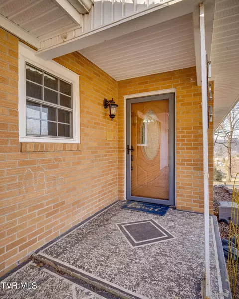 Exterior - 124 Echo Ridge Road Erwin Tn 37650, Erwin, TN 37650 photo 7 of 8