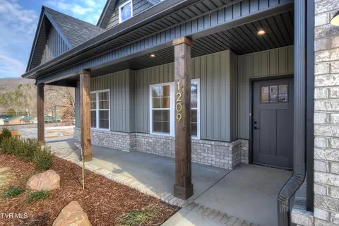 Exterior - 1209 Brown Road Erwin Tn 37650, Erwin, TN 37650 photo 2 of 5