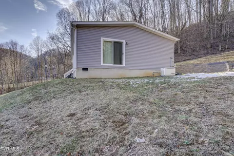 Exterior - 406 Mathis Road Flag Pond Tn 37657, Flag Pond, TN 37657 photo 10 of 20