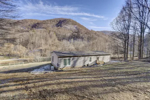Other - 406 Mathis Road Flag Pond Tn 37657, Flag Pond, TN 37657 photo 10 of 24