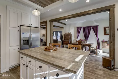 Kitchen - 406 Mathis Road Flag Pond Tn 37657, Flag Pond, TN 37657 photo 7 of 8