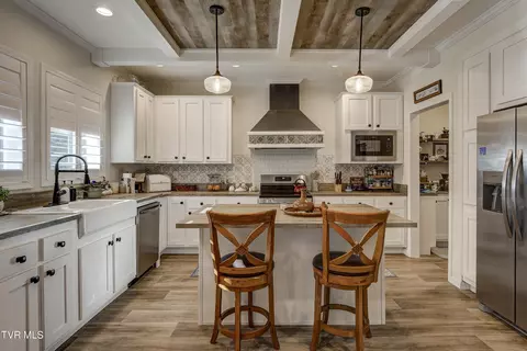 Kitchen - 406 Mathis Road Flag Pond Tn 37657, Flag Pond, TN 37657 photo 1 of 8
