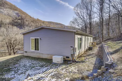 Other - 406 Mathis Road Flag Pond Tn 37657, Flag Pond, TN 37657 photo 12 of 24