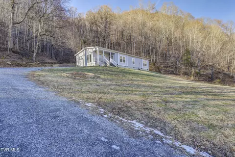 Other - 406 Mathis Road Flag Pond Tn 37657, Flag Pond, TN 37657 photo 18 of 24
