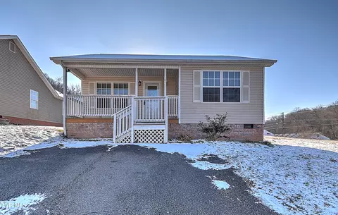 104 Saint James Place Bristol Tn 37620, Bristol, TN 37620