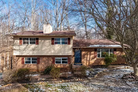 108 Saratoga Circle Elizabethton Tn 37643, Elizabethton, TN 37643