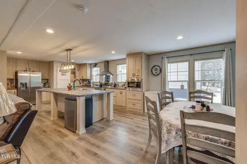2475 S Wesley Chapel Road Greeneville Tn 37745, Greeneville, TN 37745