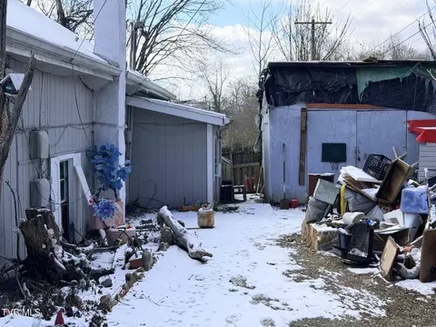1056 Clark Street Bristol Va 24201, Bristol, VA 24201 photo 5