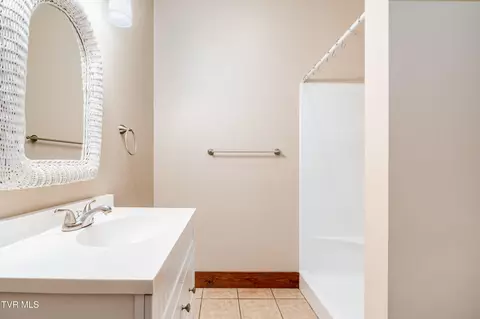 36091 Glove Drive Glade Spring Va 24340, Glade Spring, VA 24340 photo 36