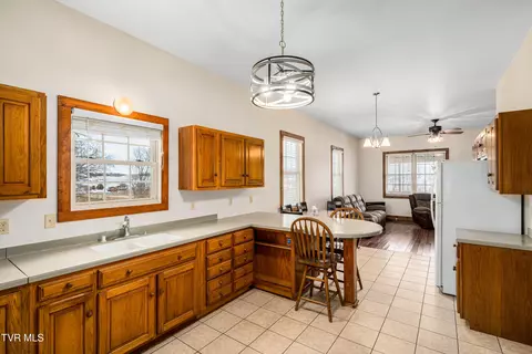 36091 Glove Drive Glade Spring Va 24340, Glade Spring, VA 24340 photo 32