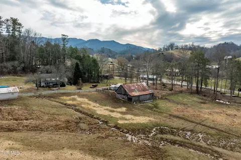 517 Mill Creek Road Mountain City Tn 37683, Mountain City, TN 37683