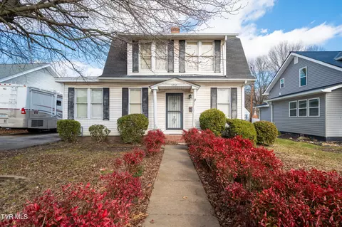 1242 E Center Street Kingsport Tn 37660, Kingsport, TN 37660