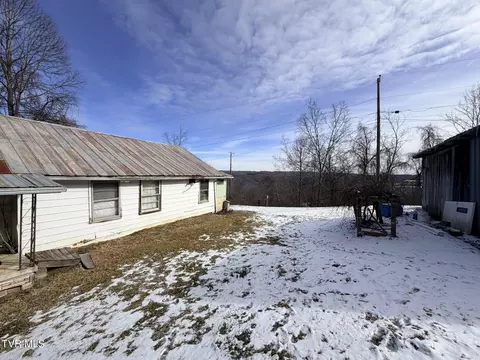 Exterior - 8187 Duncan Gap Road Wise Va 24293, Wise, VA 24293 photo 3 of 9