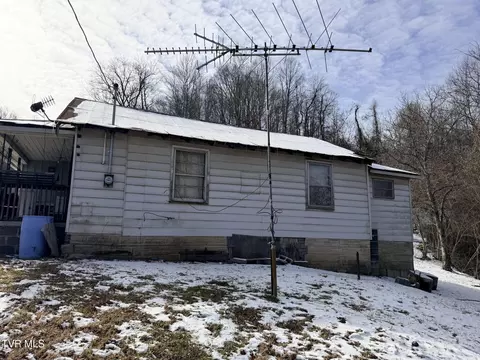 Exterior - 8187 Duncan Gap Road Wise Va 24293, Wise, VA 24293 photo 2 of 9