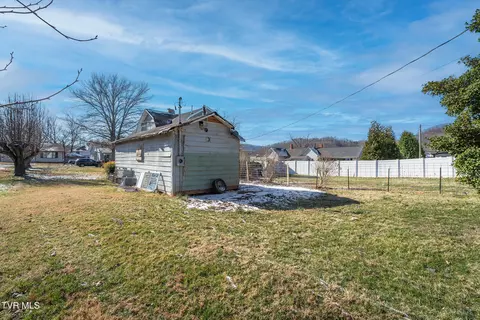 Exterior - 317 Gay Street Erwin Tn 37650, Erwin, TN 37650 photo 6 of 11