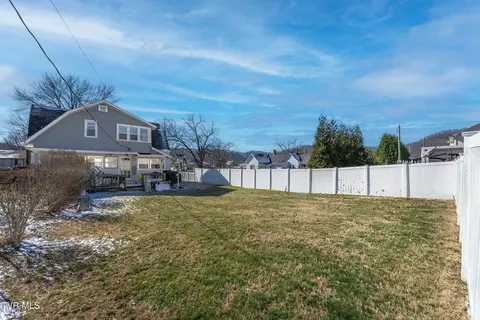 Exterior - 317 Gay Street Erwin Tn 37650, Erwin, TN 37650 photo 4 of 11