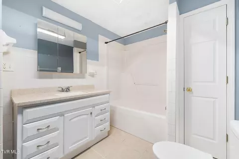 1253 Highway 321 Hampton Tn 37658, Hampton, TN 37658 photo 41