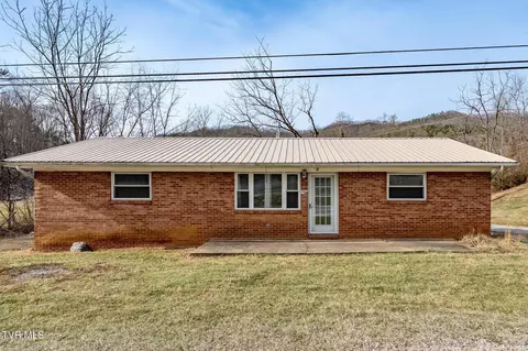 1253 Highway 321 Hampton Tn 37658, Hampton, TN 37658
