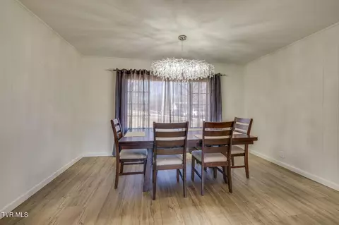 Dining - 204 Luttrell Street Erwin Tn 37650, Erwin, TN 37650 photo 6 of 6
