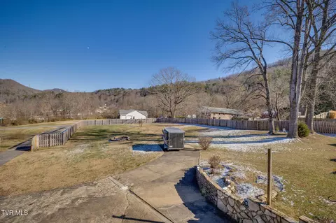 Exterior - 204 Luttrell Street Erwin Tn 37650, Erwin, TN 37650 photo 8 of 8