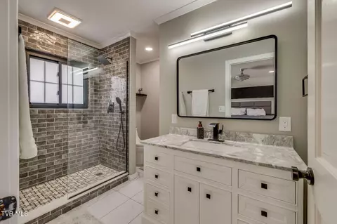 Bath - 204 Luttrell Street Erwin Tn 37650, Erwin, TN 37650 photo 1 of 4