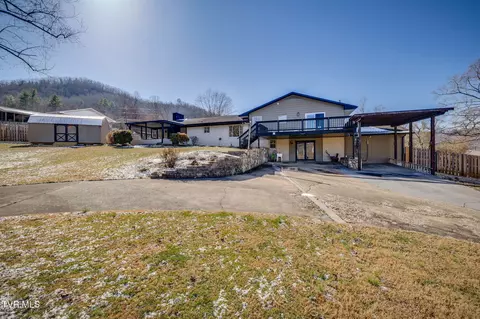 Exterior - 204 Luttrell Street Erwin Tn 37650, Erwin, TN 37650 photo 6 of 8