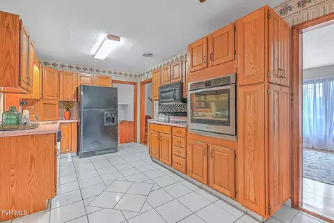 288 Robin Circle Bristol Va 24201, Bristol, VA 24201 photo 10