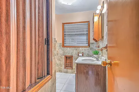 288 Robin Circle Bristol Va 24201, Bristol, VA 24201 photo 36