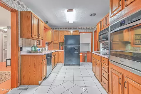 288 Robin Circle Bristol Va 24201, Bristol, VA 24201 photo 11