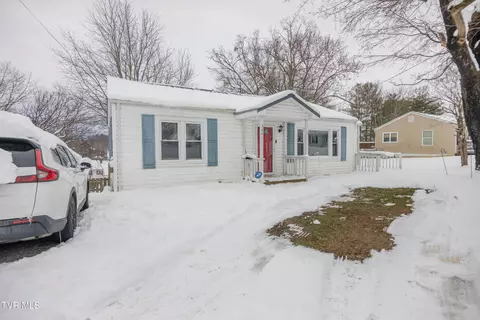 324 Juniper Street Greeneville Tn 37745, Greeneville, TN 37745 photo 2