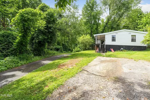 Exterior - 102 Tolley Lane Erwin Tn 37650, Erwin, TN 37650 photo 2 of 8