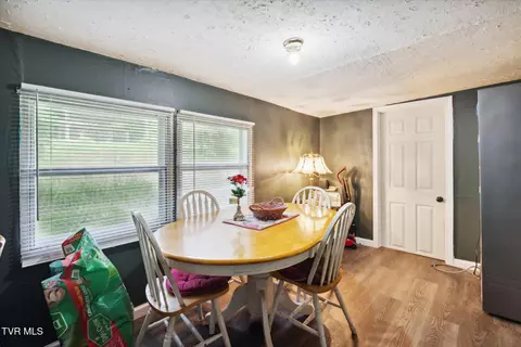 Dining - 102 Tolley Lane Erwin Tn 37650, Erwin, TN 37650 photo 1 of 2