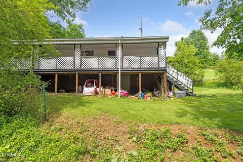 Exterior - 102 Tolley Lane Erwin Tn 37650, Erwin, TN 37650 photo 6 of 8