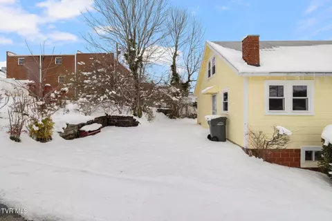 Exterior - 457 E Bernard Avenue Greeneville Tn 37745, Greeneville, TN 37745 photo 1 of 3