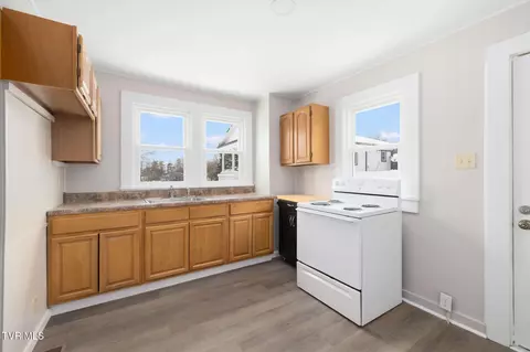 Kitchen - 457 E Bernard Avenue Greeneville Tn 37745, Greeneville, TN 37745 photo 1 of 3