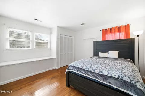 Bedroom - 419 N Mohawk Drive Erwin Tn 37650, Erwin, TN 37650 photo 1 of 6