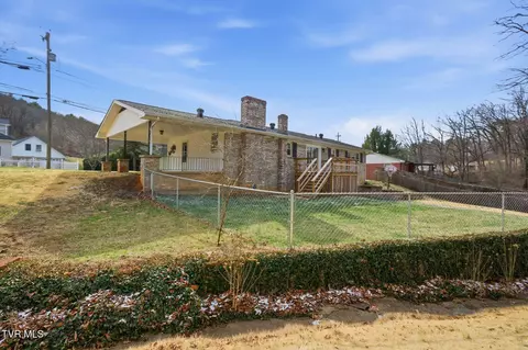Exterior - 419 N Mohawk Drive Erwin Tn 37650, Erwin, TN 37650 photo 4 of 5