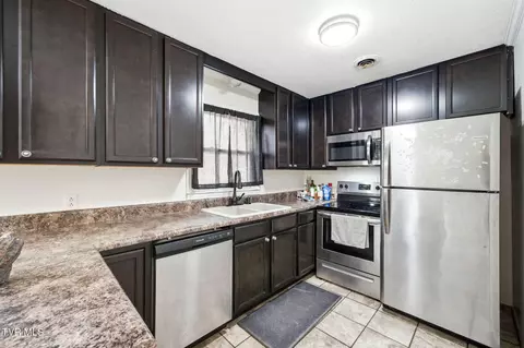 Kitchen - 419 N Mohawk Drive Erwin Tn 37650, Erwin, TN 37650 photo 2 of 3