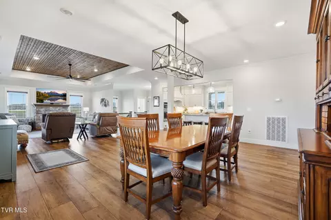 Dining - 301 Painter Road Fall Branch Tn 37656, Fall Branch, TN 37656 photo 1 of 3