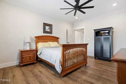 Bedroom - 301 Painter Road Fall Branch Tn 37656, Fall Branch, TN 37656 photo 5 of 7